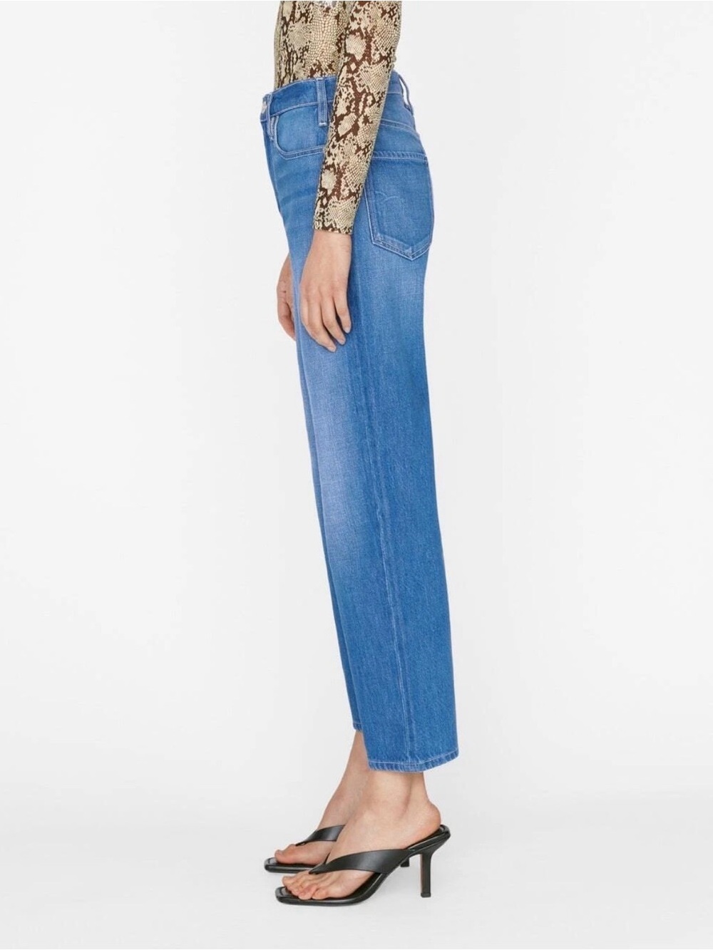 Frame Denim Le Jane Crop in Atrium High Rise Straight Ankle Denim Blue Revolve - Picture 2 of 8